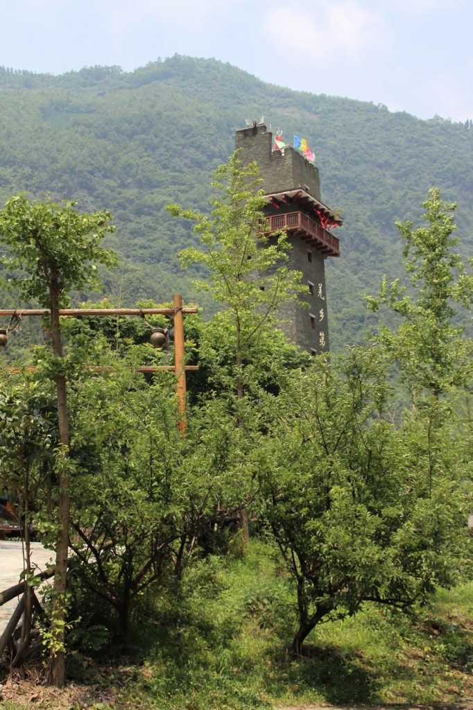 微信图片_20250509210247_副本_682_1024_50.jpg